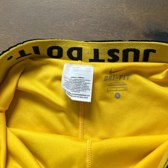 Nike Livestrong Dri-Fit Athletic Shorts (Black) - Picture 3 of 5